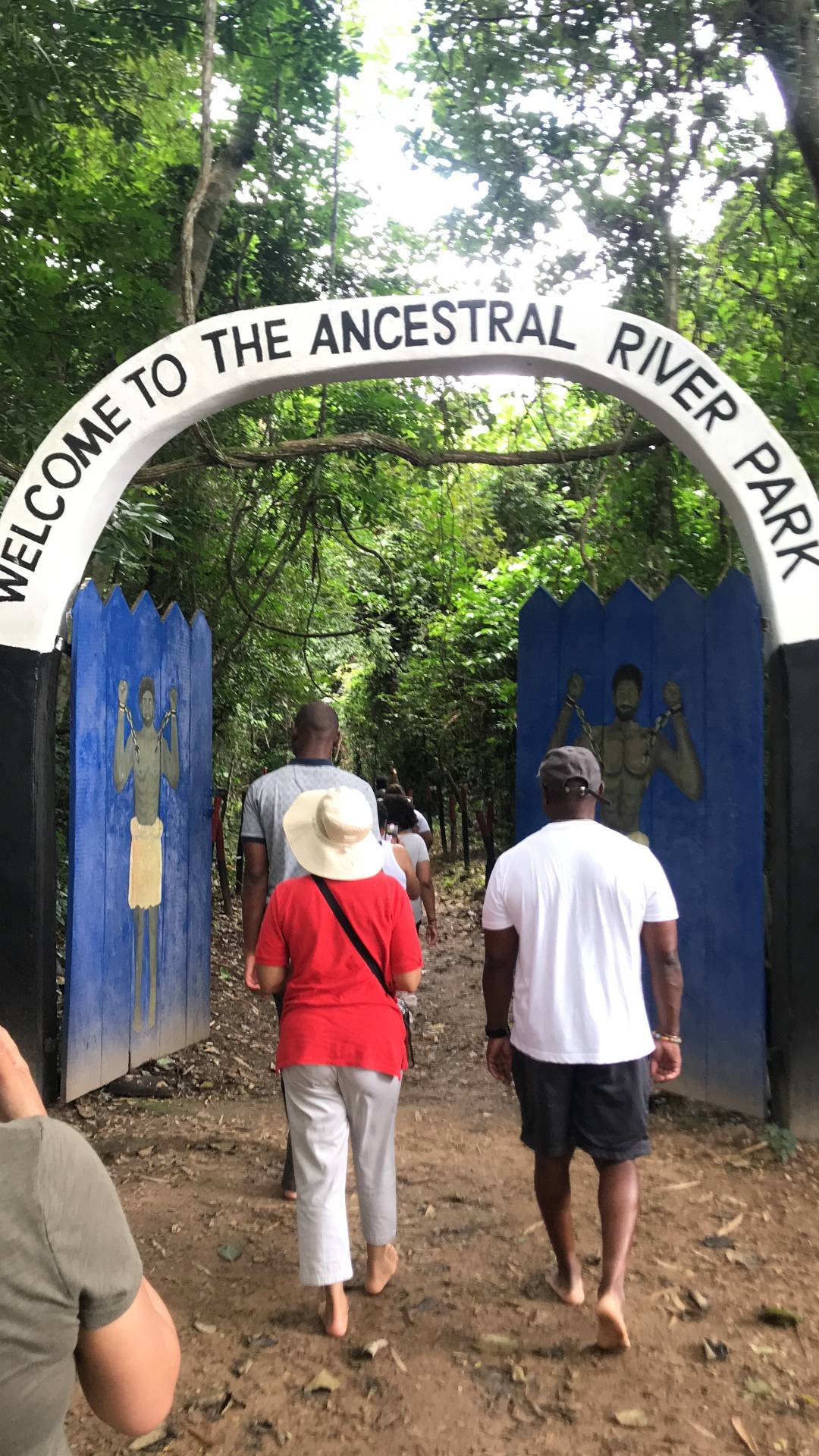 tours-to-tourist-sites-in-central-region-with-diaspora-affairs-088